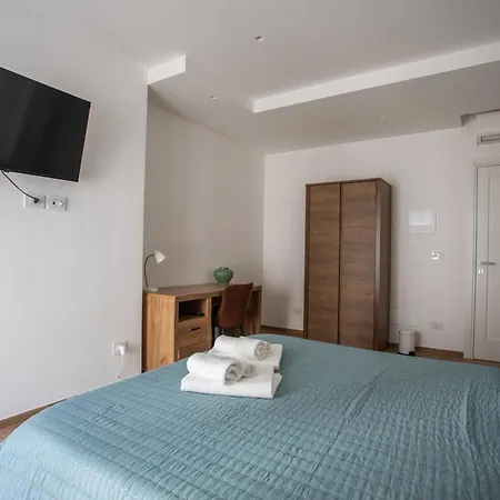 Vista Mare - Via Putignani 146 Guest house Bari